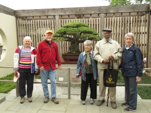 Representatives from the Wisdom Institute visiting the National Arboretum